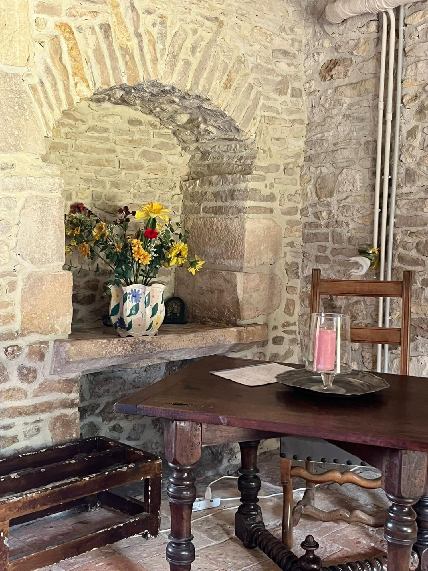 Chambre Dans Tour Du 15Eme Siecle Mauvieres エクステリア 写真