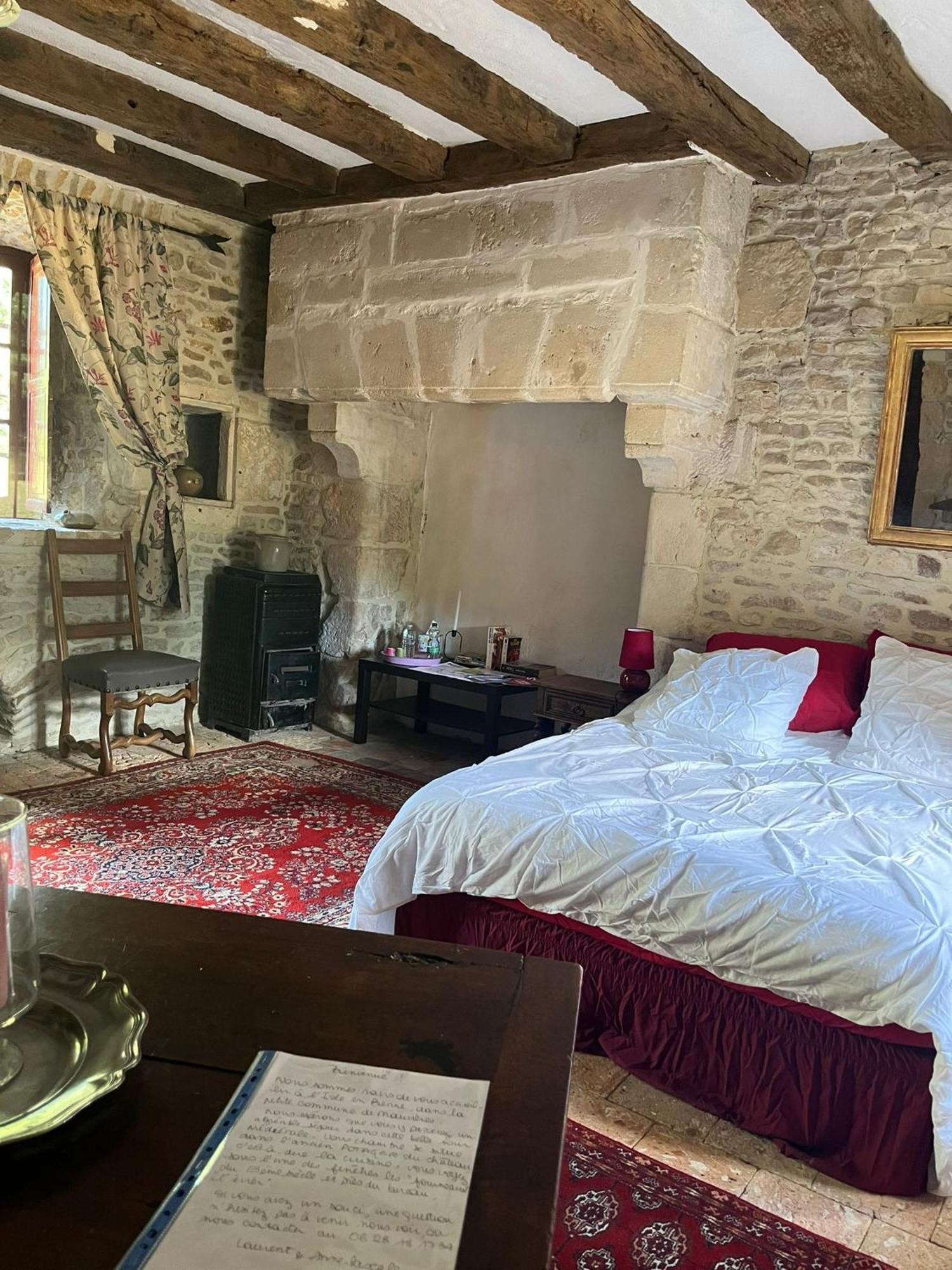 Chambre Dans Tour Du 15Eme Siecle Mauvieres エクステリア 写真